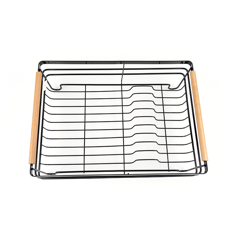 Kovový stojan na sušení nádobí s dřevěnými držadly