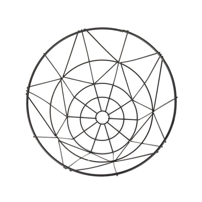 Černý kulatý odpadkový koš z drátěného pletiva do kanceláře a ložnice