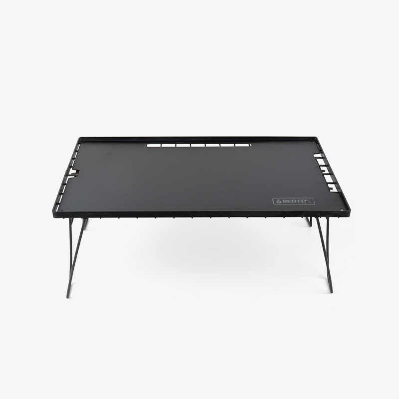 Nožní skládací plastový stůl pro vnitřní i venkovní použití